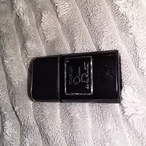 Oscar De La Renta perfume